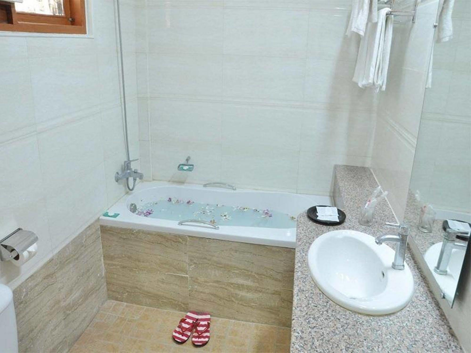 Green Land Motel Bagan Dış mekan fotoğraf